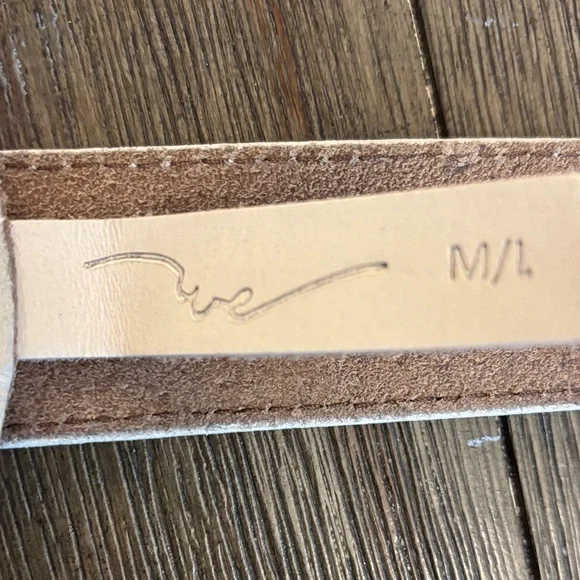 NWT Free People Cream Arlo Leather Hip Belt with Silver Buckle - Picture 4 of 11